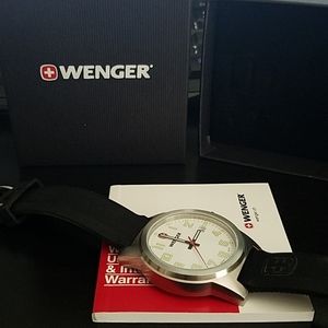 Wenger Field Classic wristwatch
